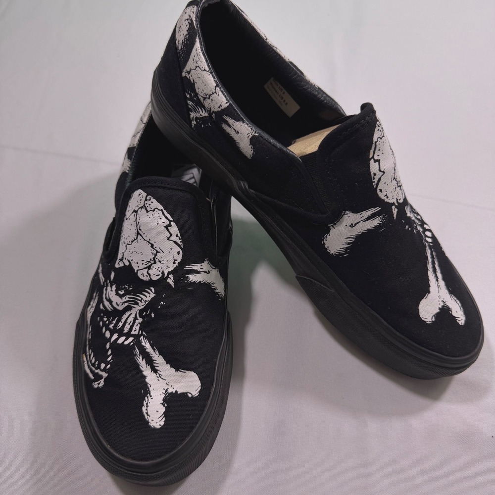 Vans Classic Slip-On Skull Bones Black White Mens 8 Womens 9.5 Skate Shoes
